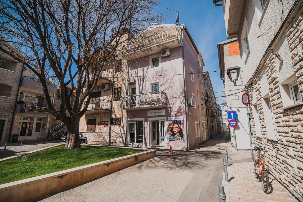 Downtown Luxury Apartments With Hot Tub Vodice Exterior foto