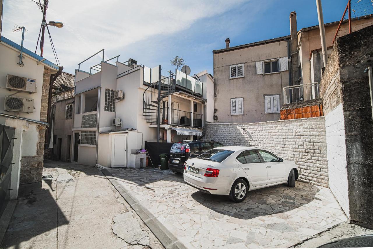 Downtown Luxury Apartments With Hot Tub Vodice Exterior foto