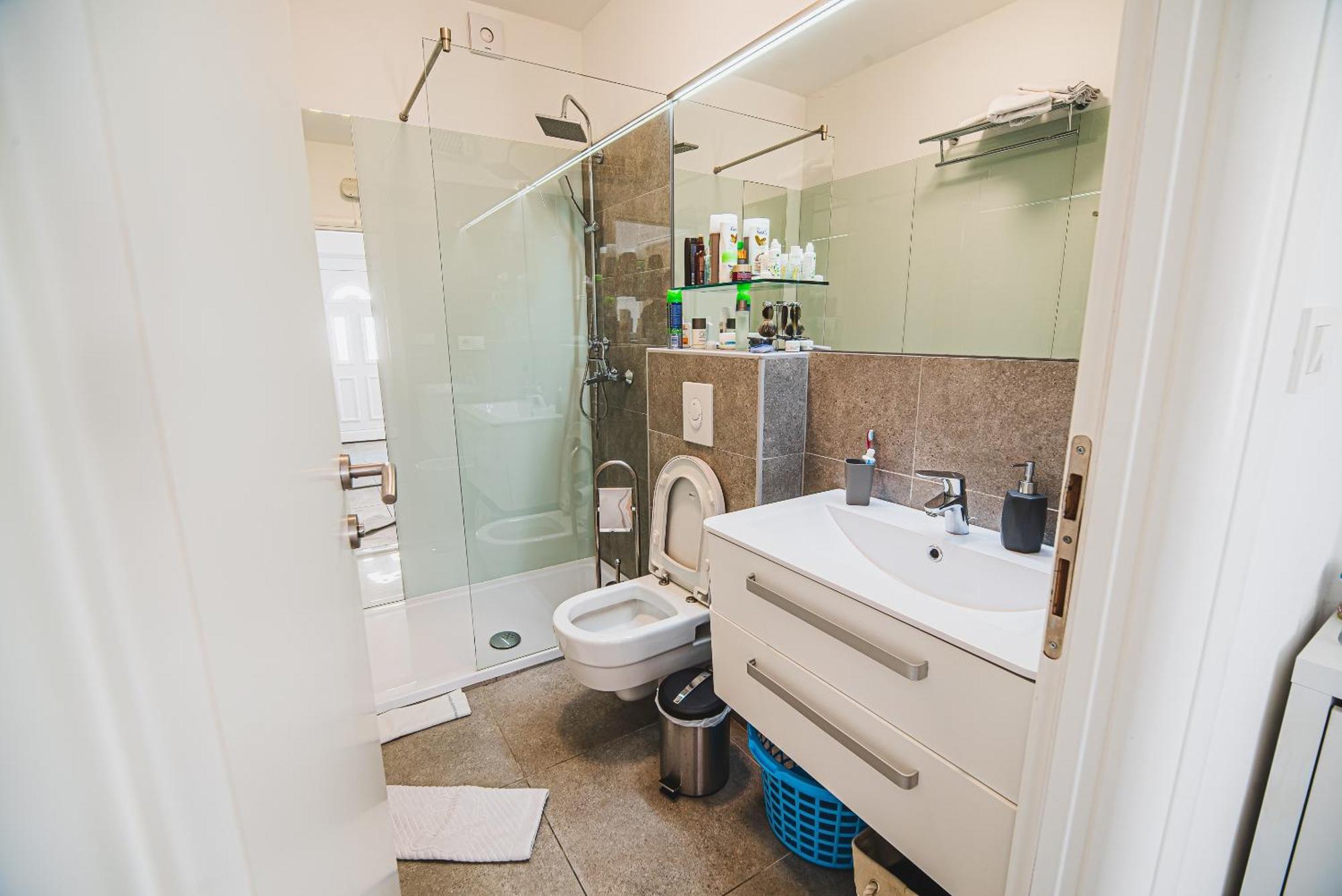 Downtown Luxury Apartments With Hot Tub Vodice Habitación foto