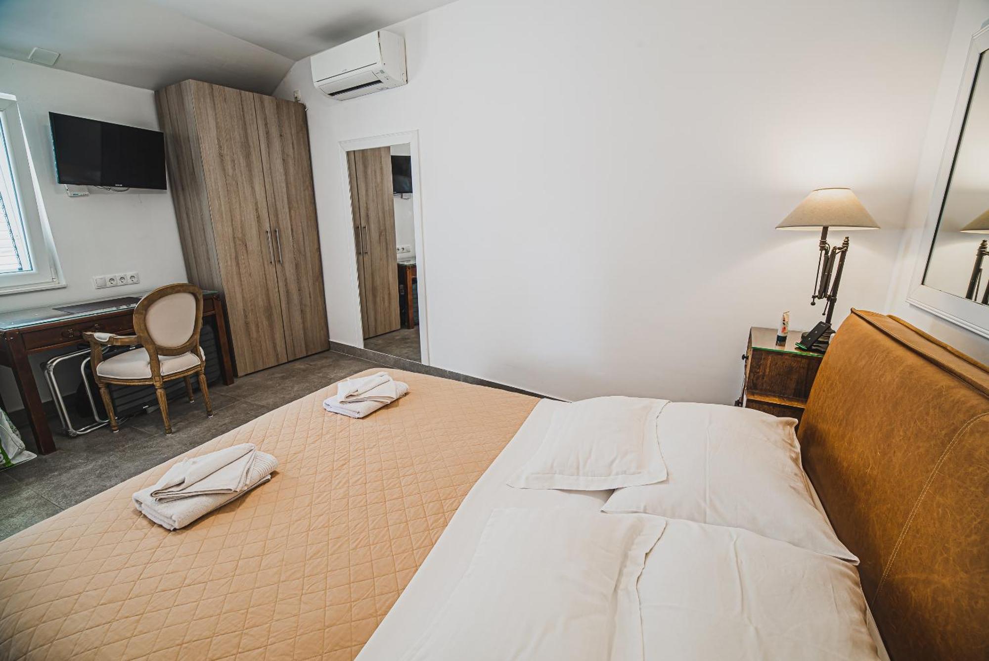 Downtown Luxury Apartments With Hot Tub Vodice Habitación foto